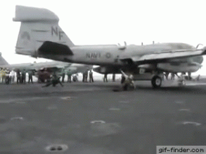 Avión Despegando de Portaviones
