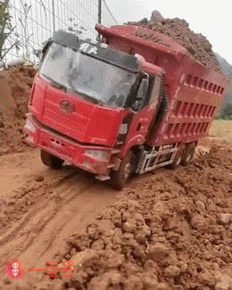 Camión de arena para jugar