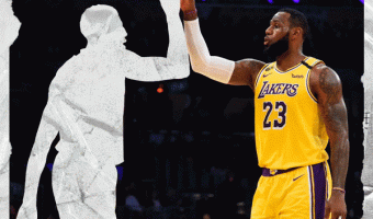 Stop the GIF for LeBron and Davis to clash hands