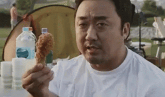 This is how you should eat fried chicken